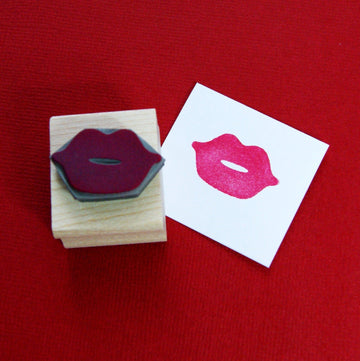 Lips rubber stamp - Daisy Park